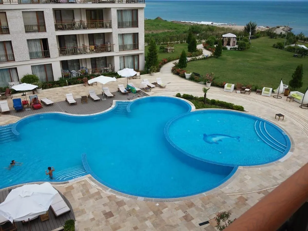 Diamond Beach Garden Apartment بورغاس